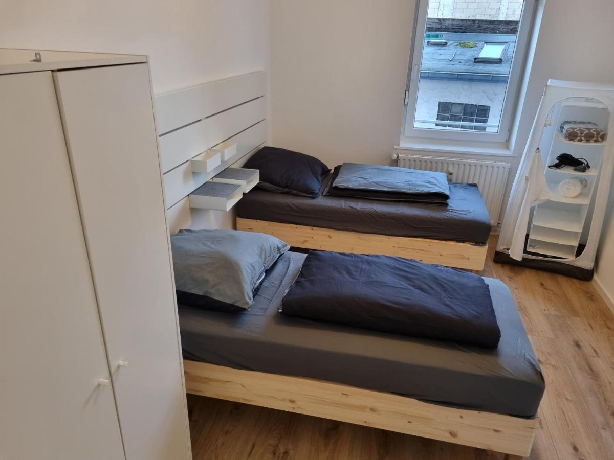 House Apartment *